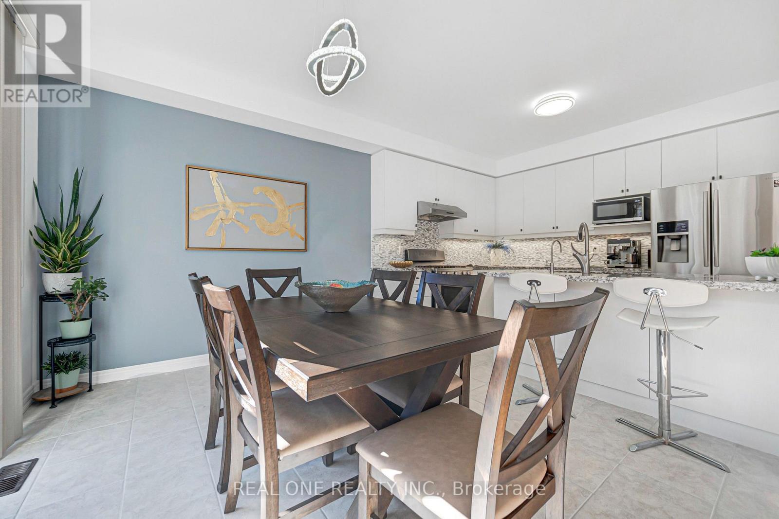 19 Begonia Street, Markham, ON photo 15