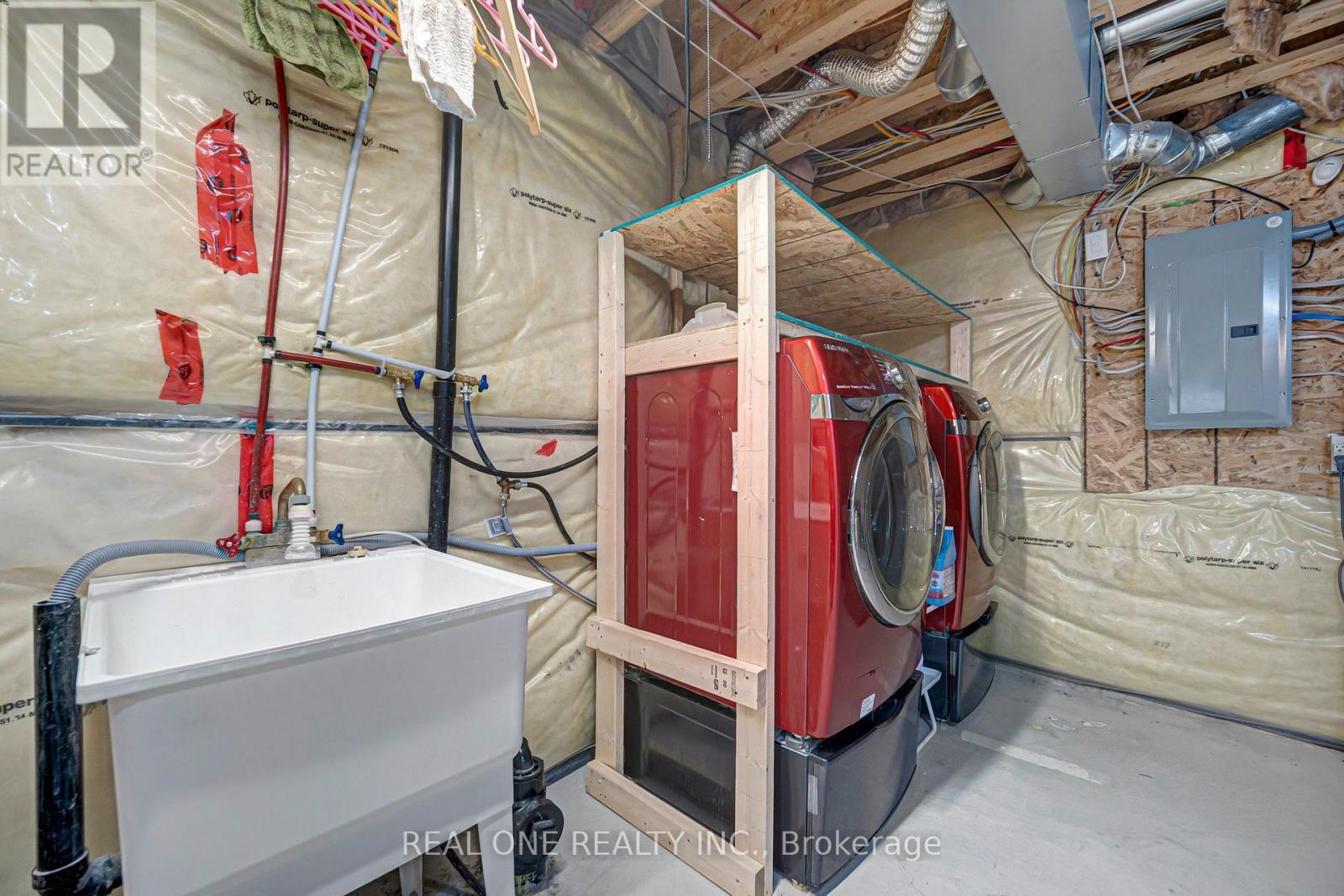 19 Begonia Street, Markham, ON photo 37