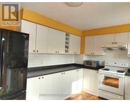 #1 - 880 Leslie Valley Drive, Newmarket, ON L3Y7G9 Photo 6