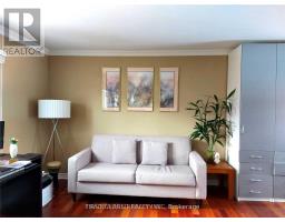 #1 - 880 Leslie Valley Drive, Newmarket, ON L3Y7G9 Photo 9