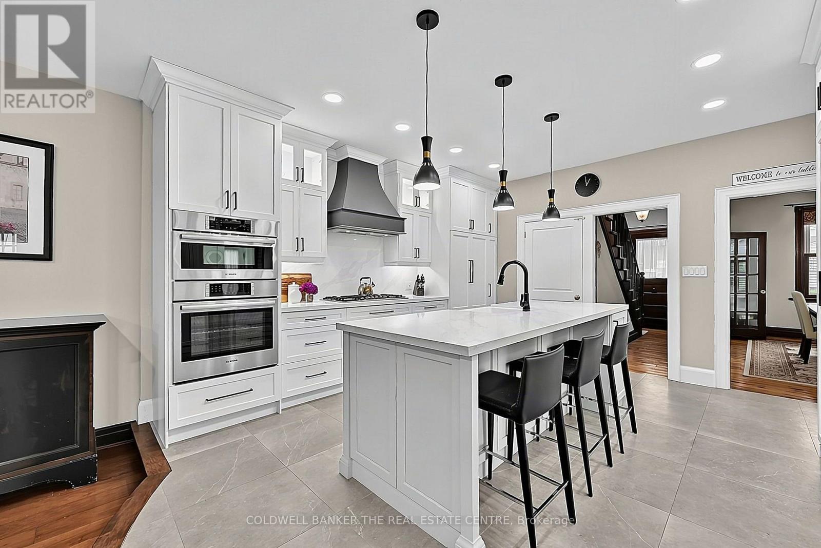 296 EAGLE STREET - 8