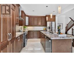 75 Estrella Crescent, Richmond Hill, ON L4E0S3 Photo 6