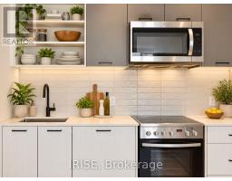 714 - 2300 St. Clair Avenue W, Toronto, ON M6N1K8 Photo 6