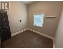 3 - 2548 Eglinton Avenue W, Toronto, ON M6M1T1 Photo 10