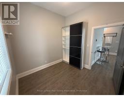 3 - 2548 Eglinton Avenue W, Toronto, ON M6M1T1 Photo 9