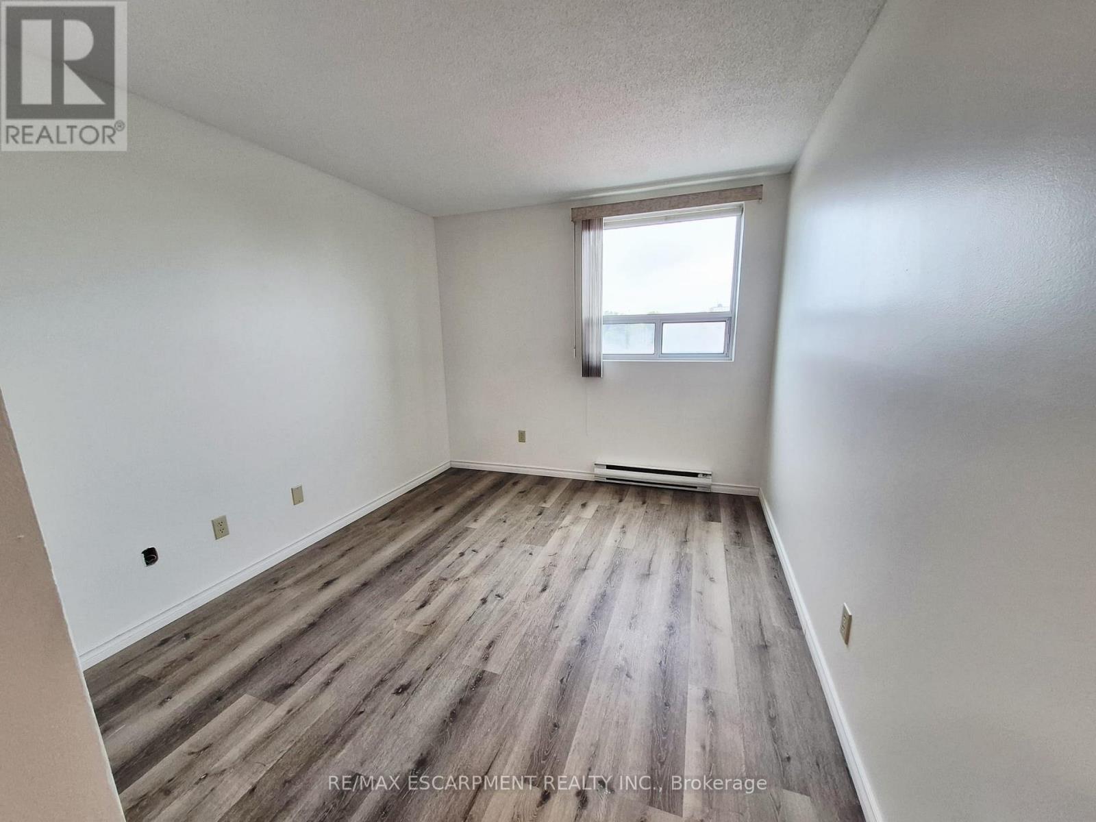 421 Fairview Drive — photo 25