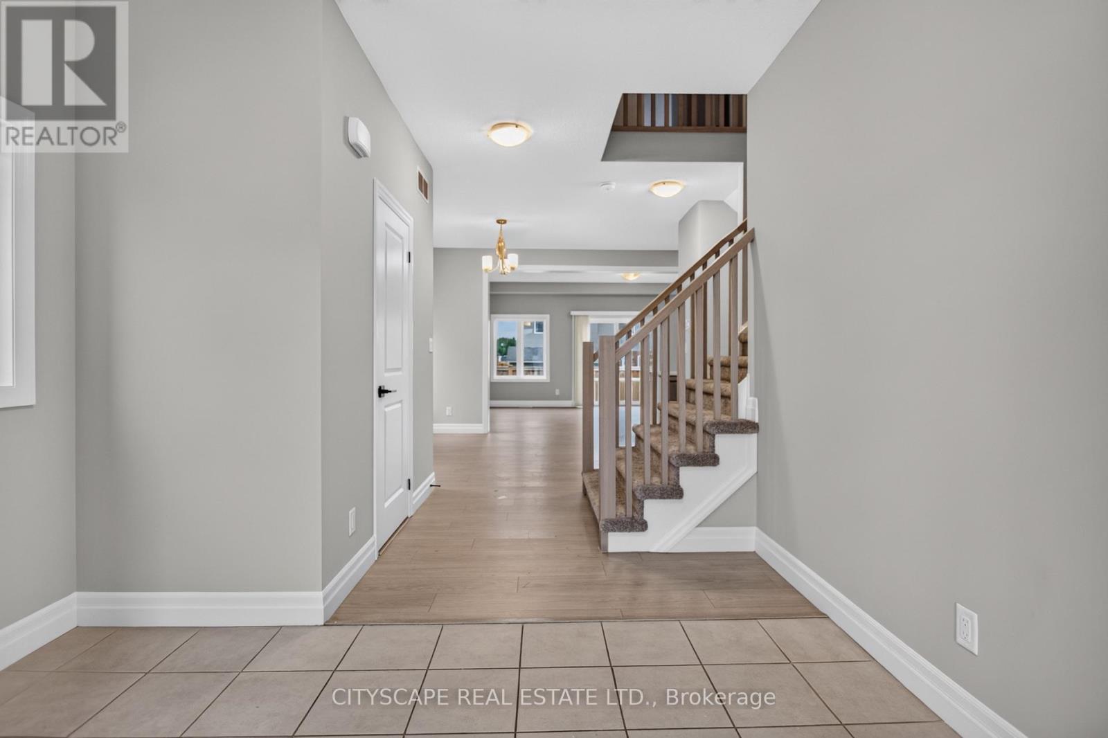 68 Davidson Drive West, Stratford, ON photo 6