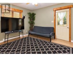 240 Britannia Road, Huntsville, ON P1H2J3 Photo 13