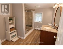 240 Britannia Road, Huntsville, ON P1H2J3 Photo 19