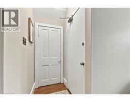 4pc Bathroom - 162 Church Street, Kitchener, ON N2G1S6 Photo 9