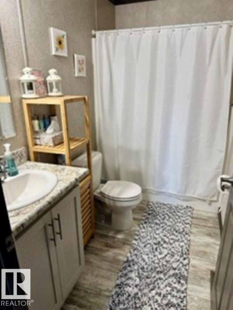 890 PELICAN RD - 22