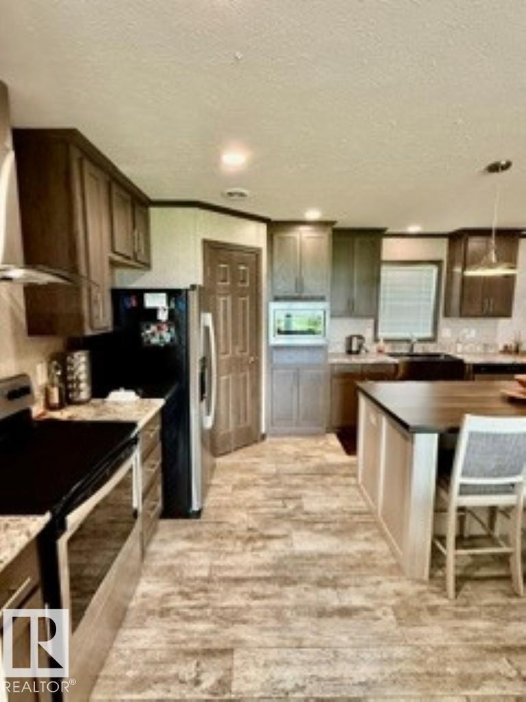 890 PELICAN RD - 8