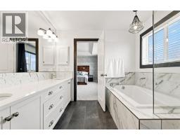 218 Boulder Creek Place, Langdon, AB T0J1X3 Photo 24