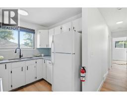 2333 16 Street SE - photo 12