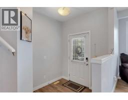 133 Covebrook Close NE - photo 2