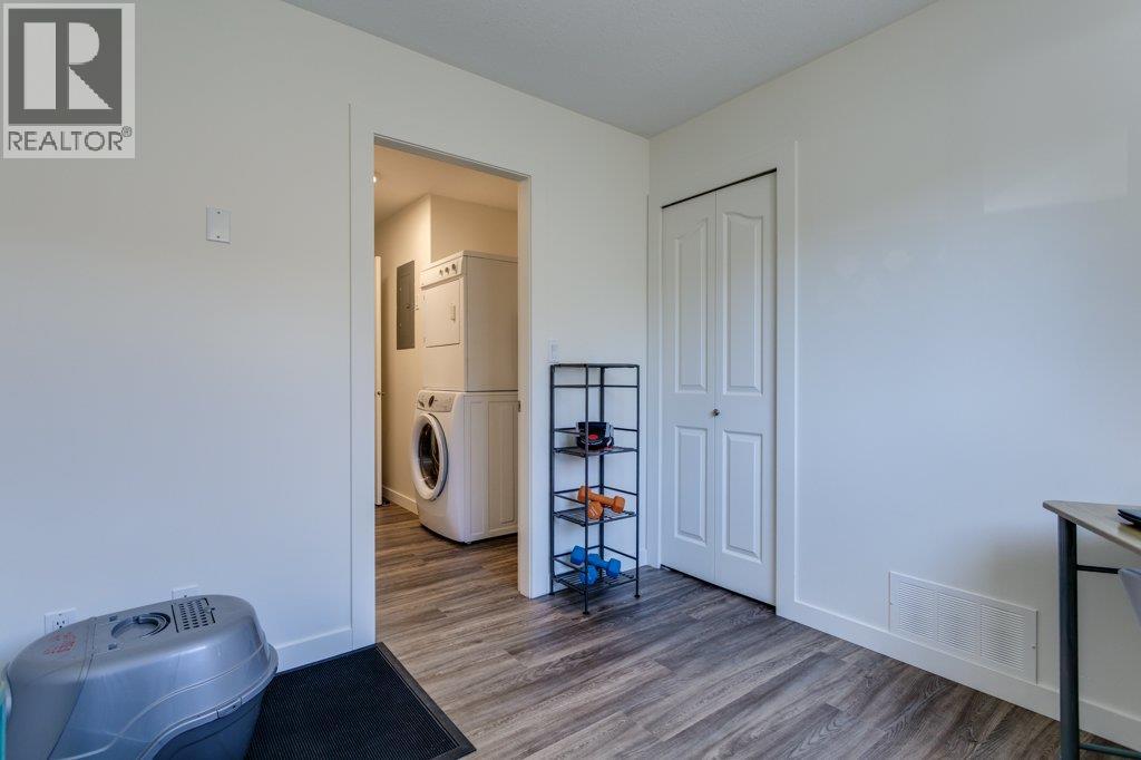 9702 Sargeant Street, Summerland