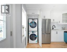 Bedroom - 213 East 28th Street Unit# Upper, Hamilton, ON L8V3H9 Photo 6