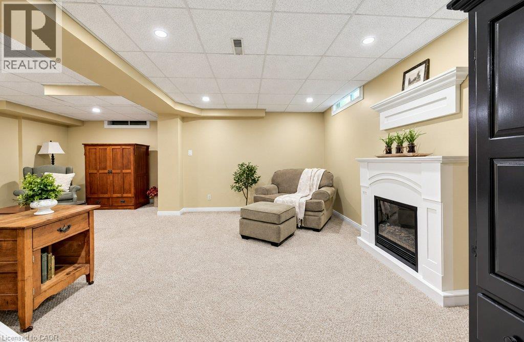 469 WESTVALE Drive - 31