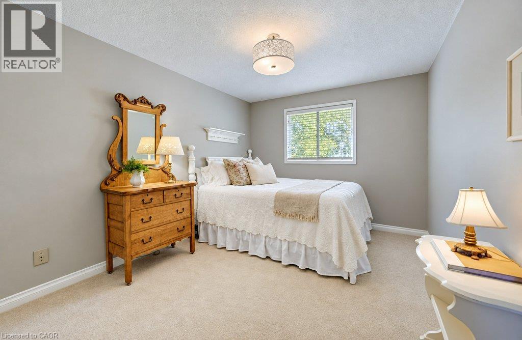 469 WESTVALE Drive - Image 25
