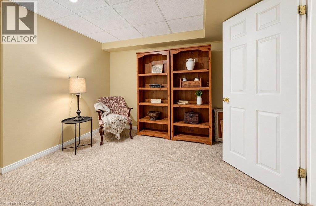 469 WESTVALE Drive - Image 35