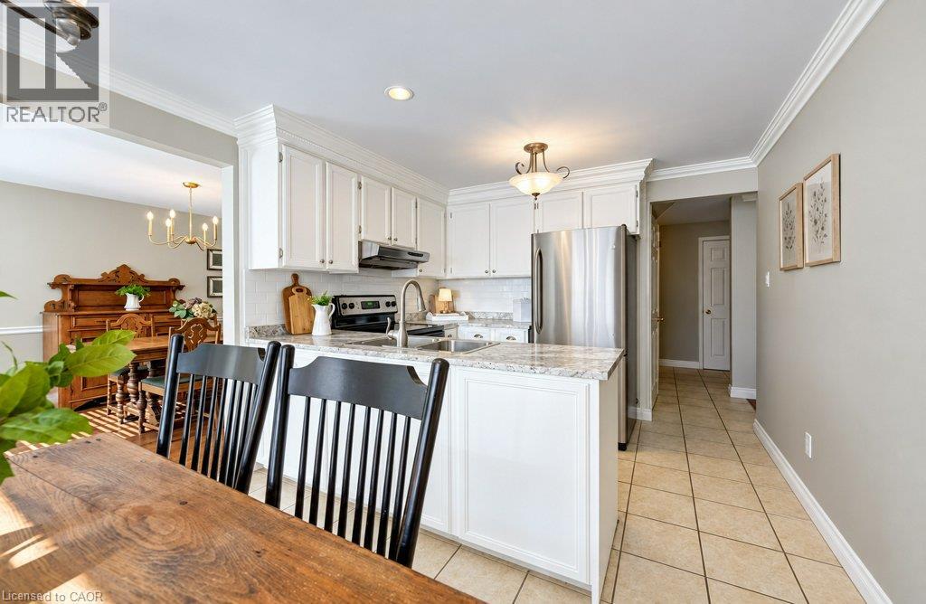 469 WESTVALE Drive - 13