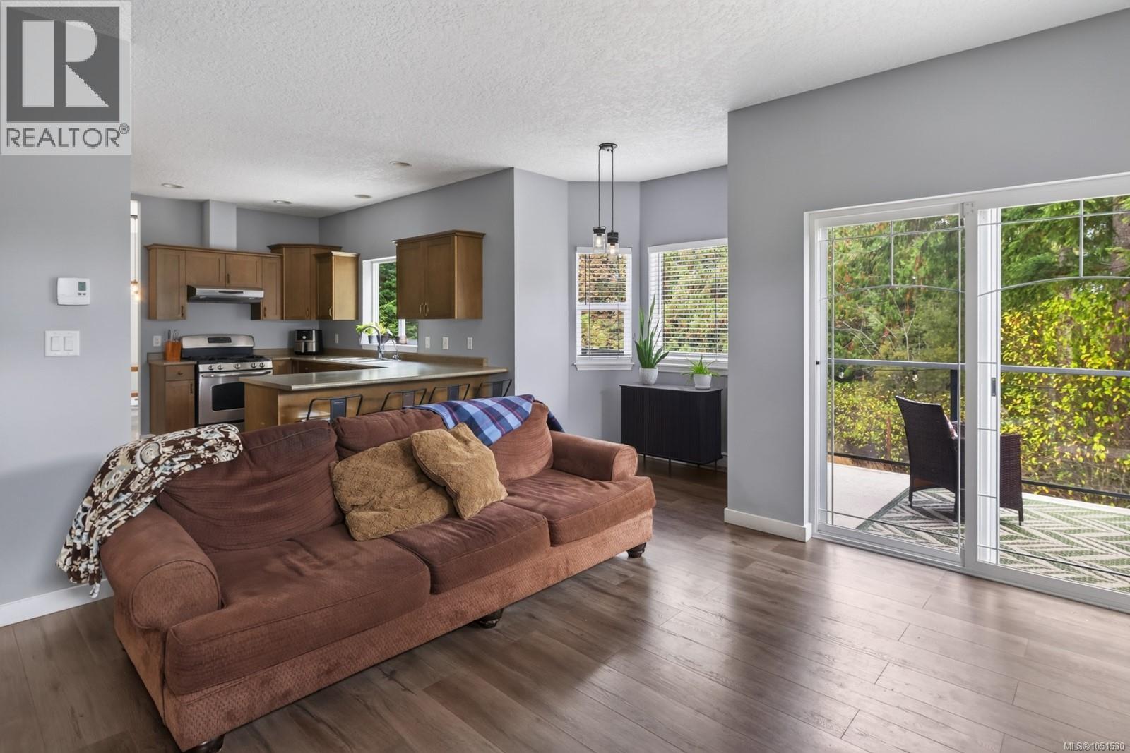 2125 Wildflower Rd - Image 19