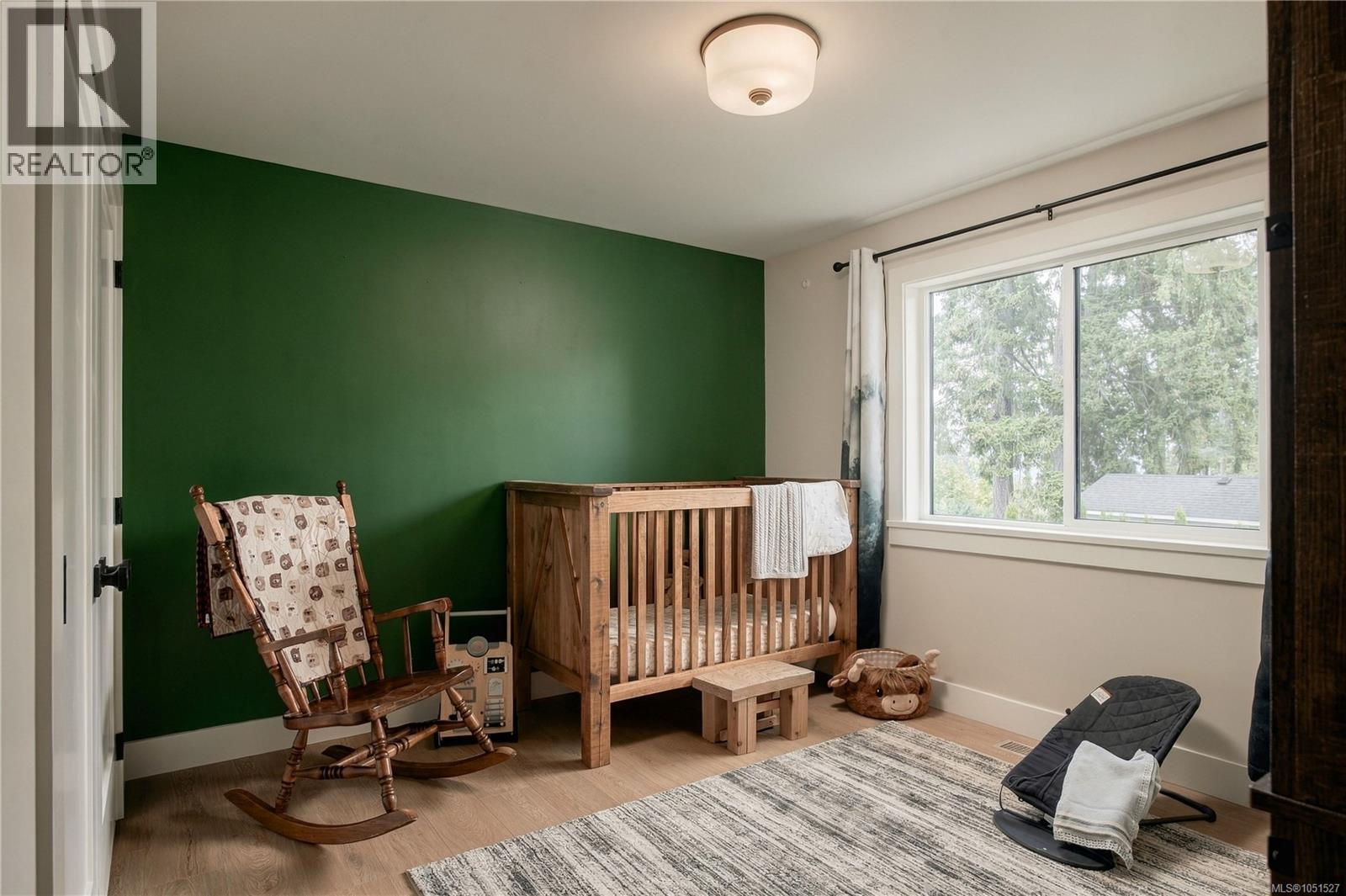 1866 Vee Rd - Image 31