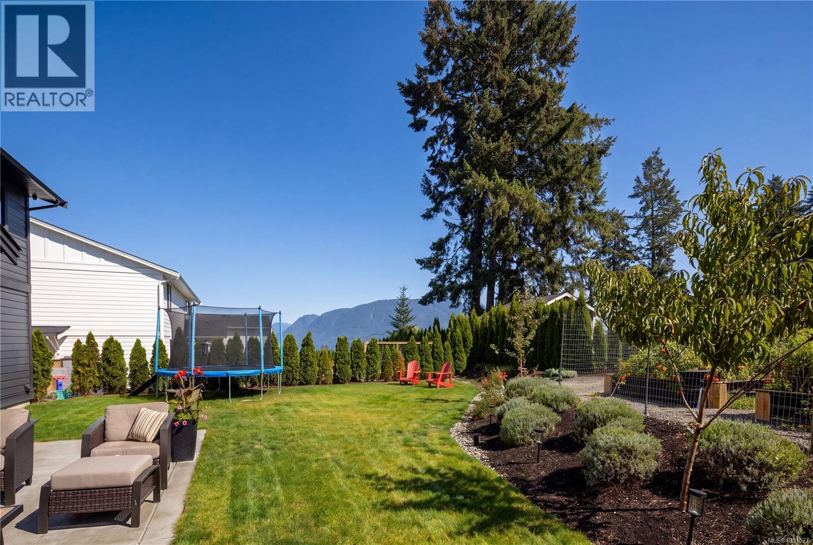 1866 Vee Rd - Image 42