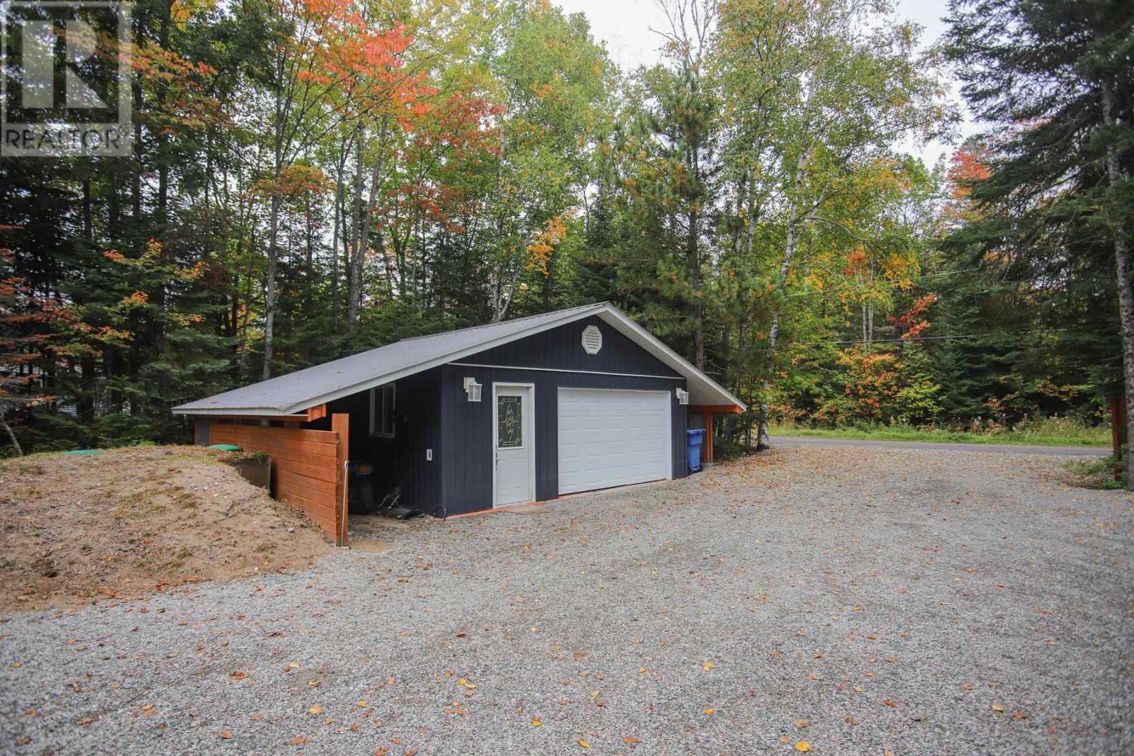 1602 Pineshores RD - 41