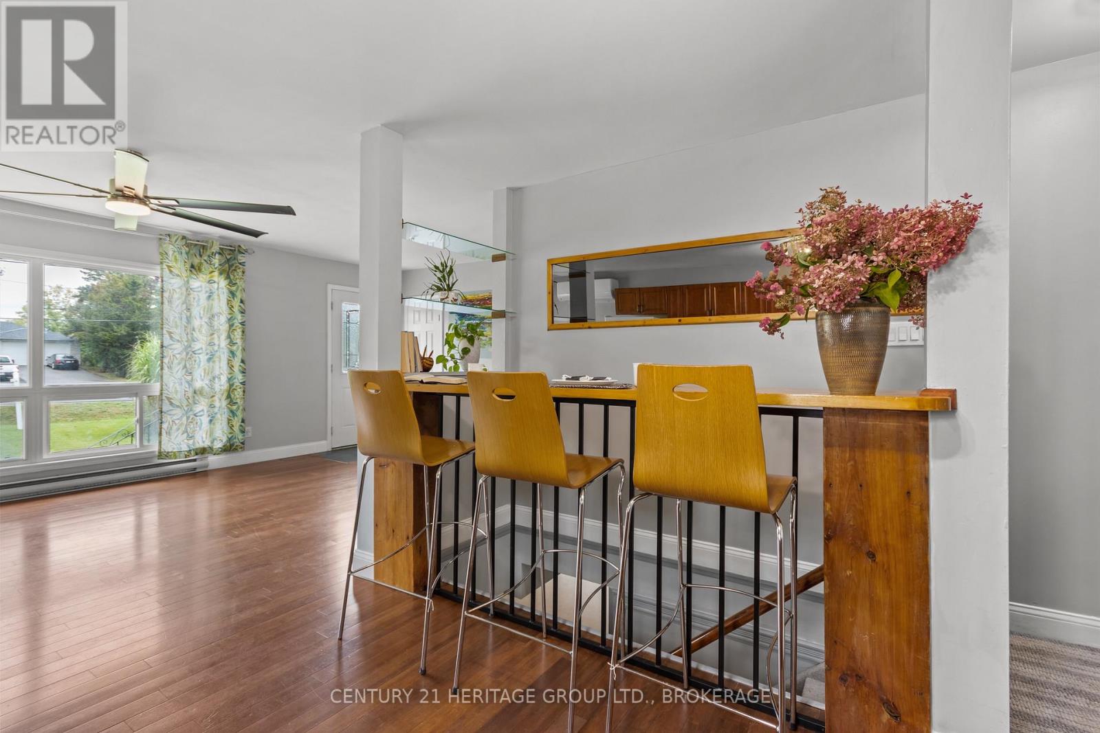 3007 PRINCESS STREET - 10