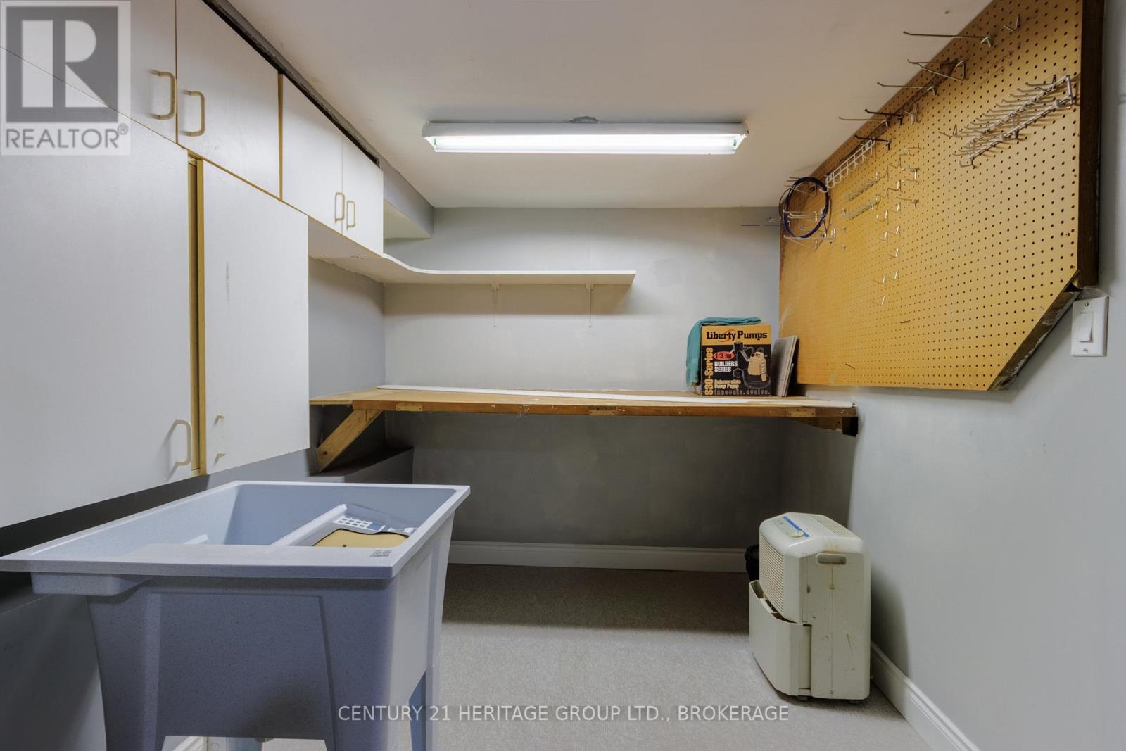 3007 PRINCESS STREET - 24