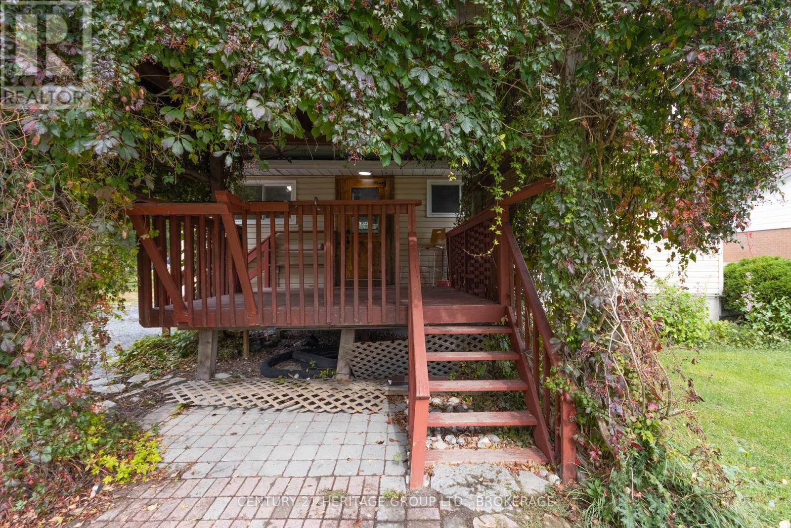 3007 PRINCESS STREET - 32