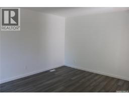 Family room - 1641 Thompson Avenue, Saskatoon, SK S7N1Y2 Photo 8
