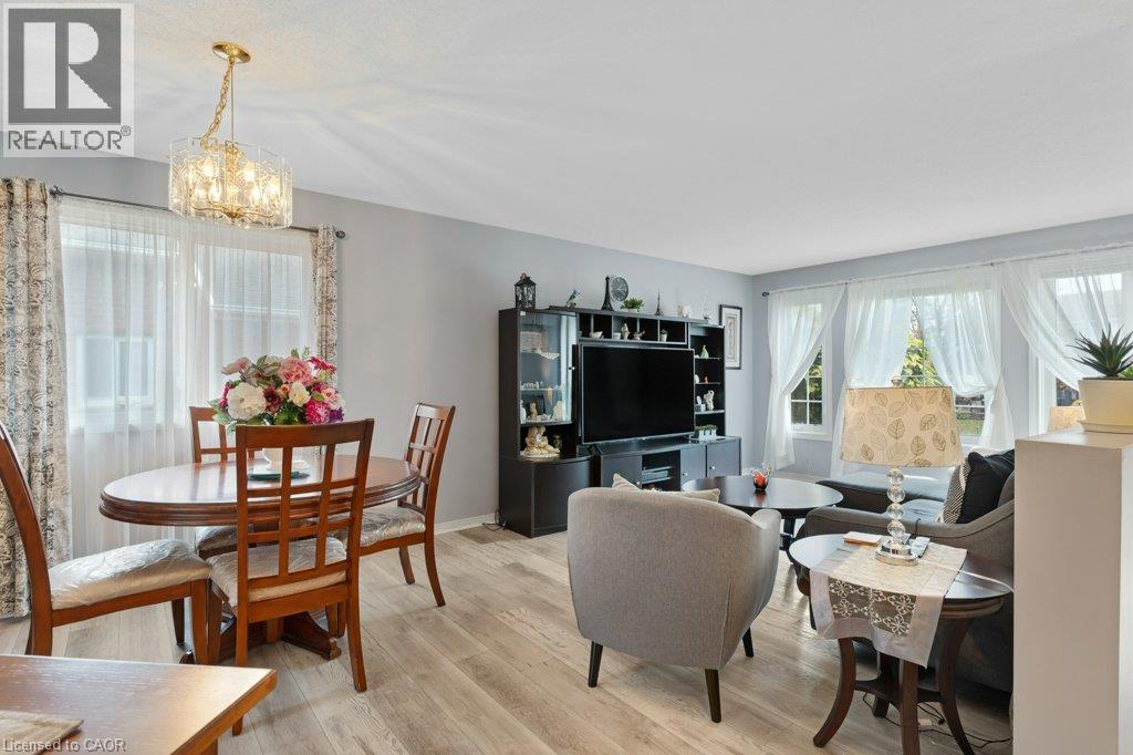 94 DAWN Crescent - 8