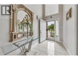 2pc Bathroom - 90 Fairington Crescent, Hamilton, ON L8E3N4 Photo 6