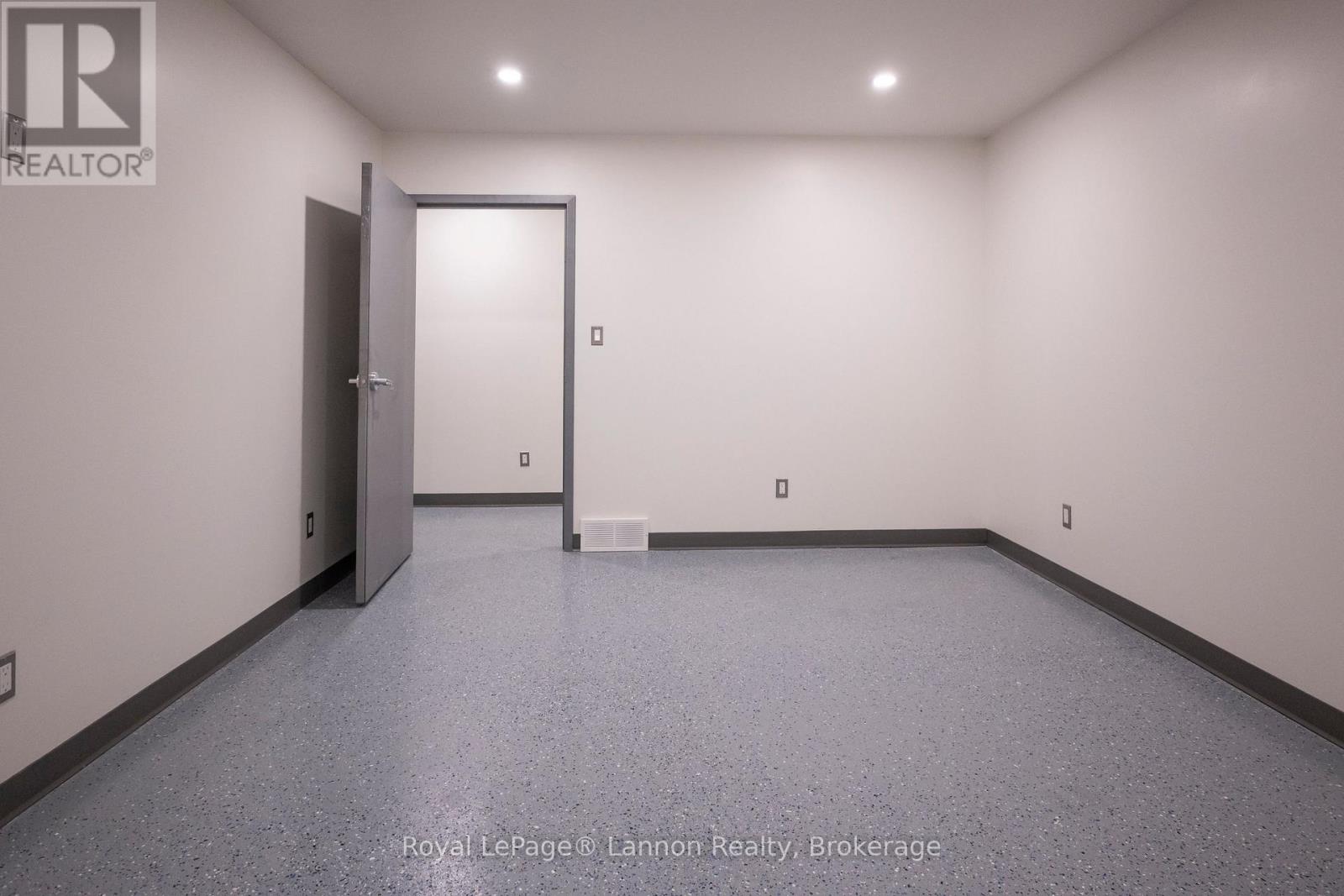 32 Wideman Drive — photo 20