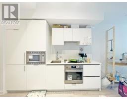 720 - 238 Simcoe Street, Toronto, ON M5T1T4 Photo 8