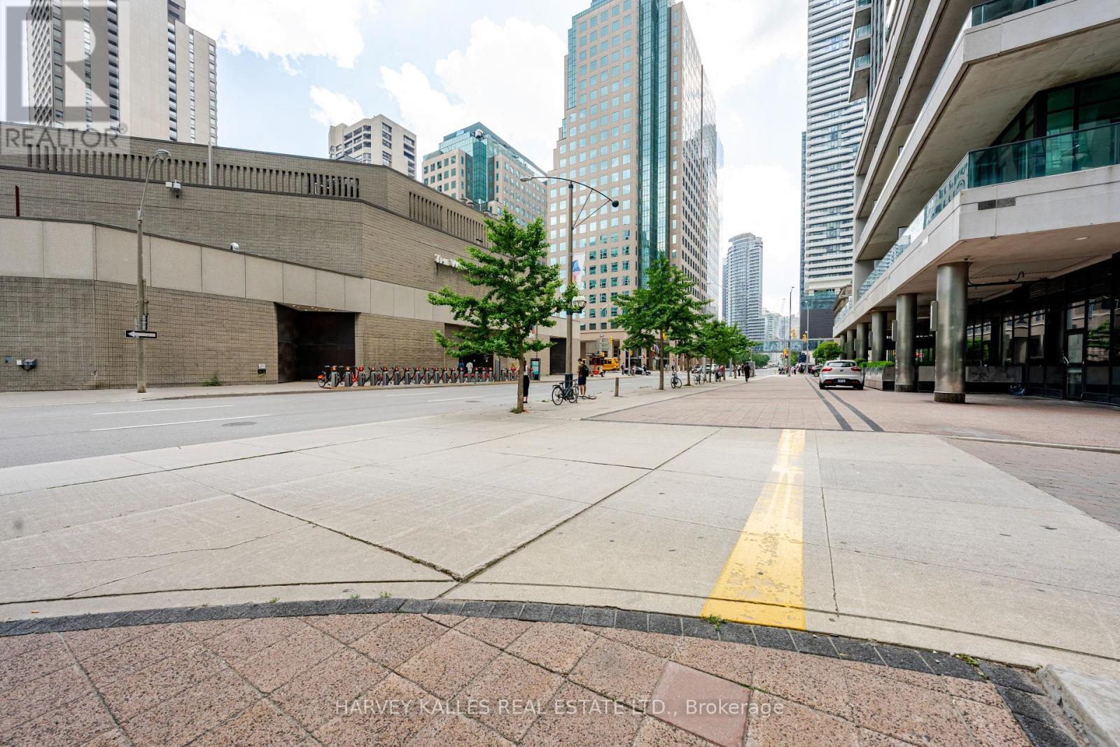 3211- 16 Yonge Street, Toronto, ON photo 3