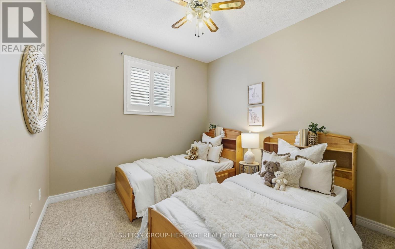 35 KIMBERLY DRIVE - 15