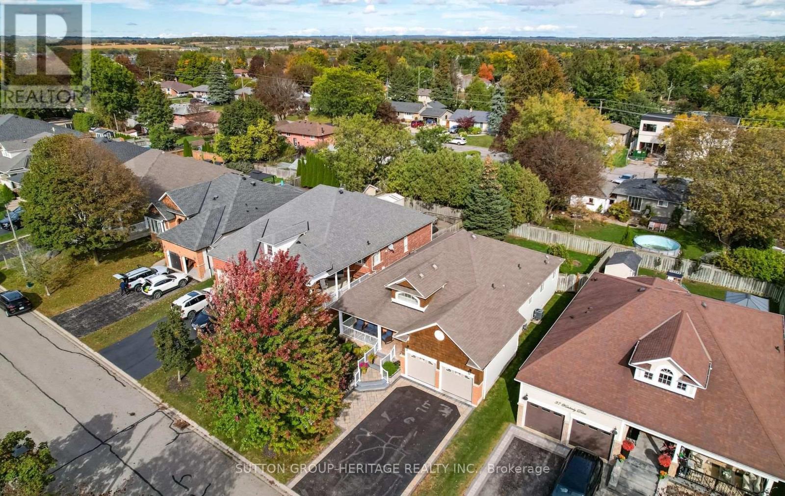 35 Kimberly Drive, Whitby, ON photo 32