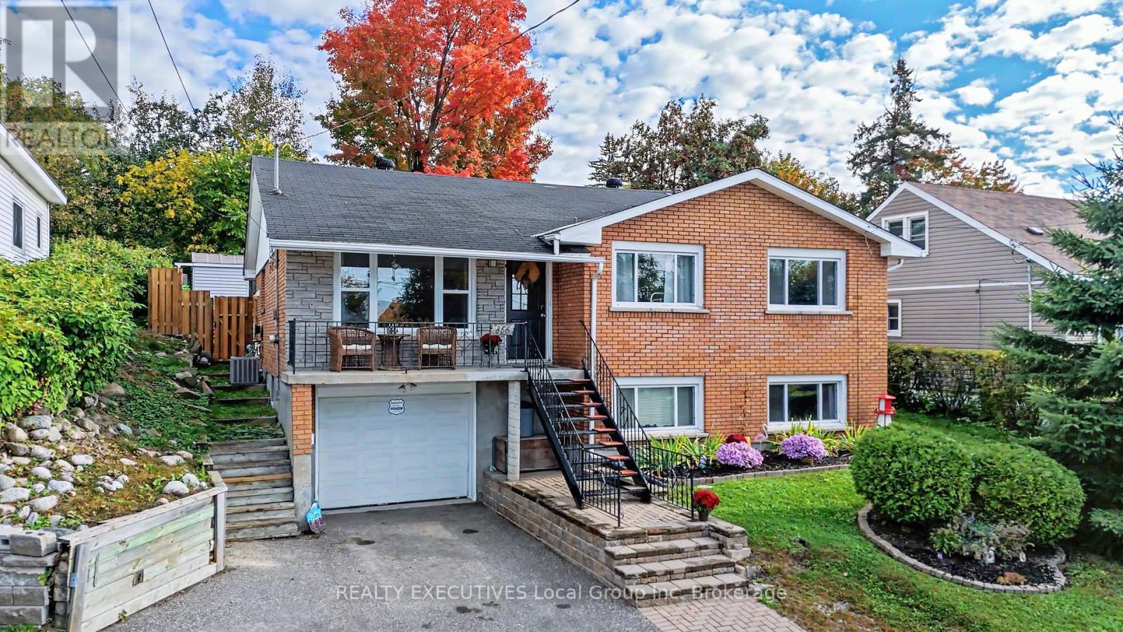 856 JANE STREET - 1