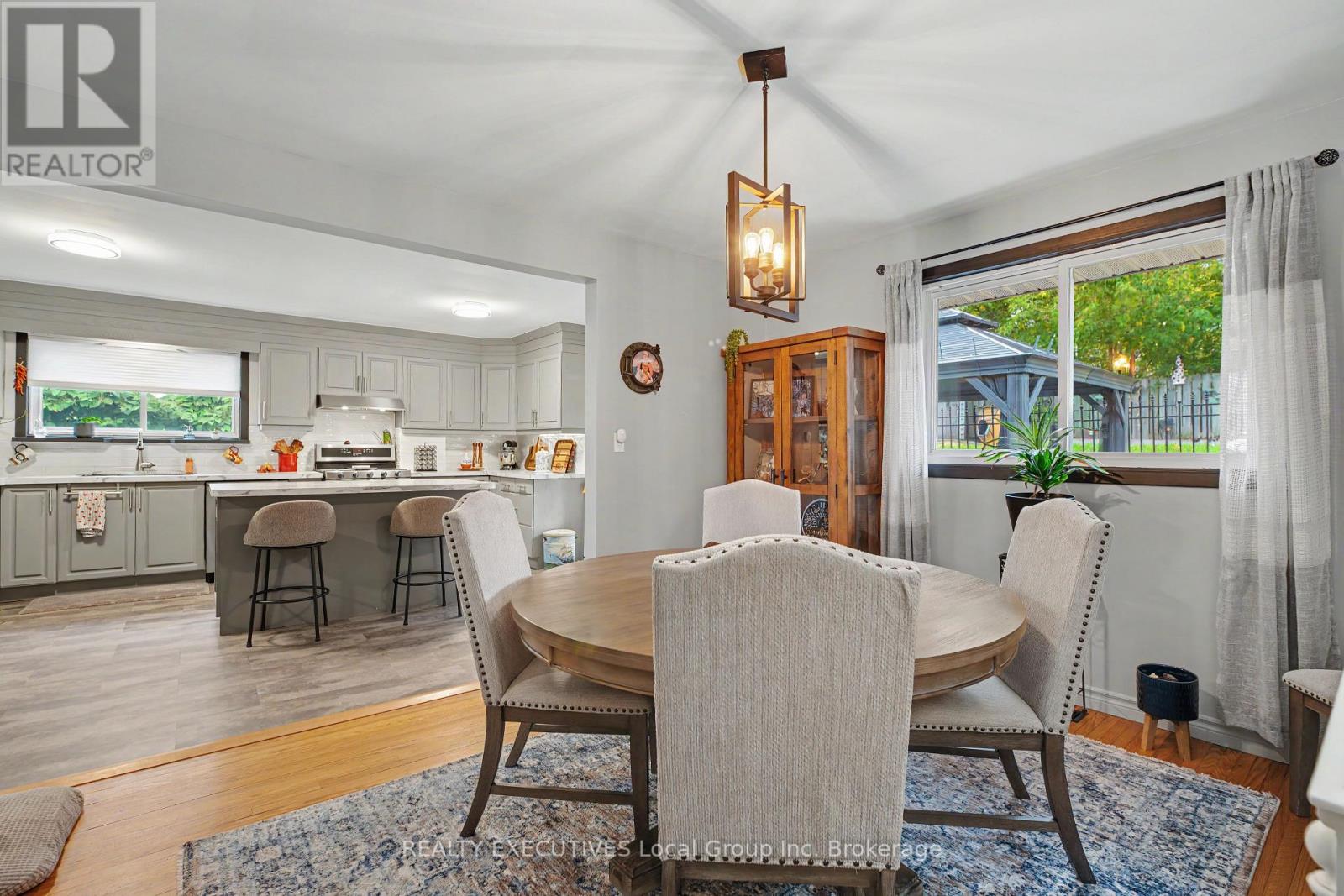 856 JANE STREET - Image 11