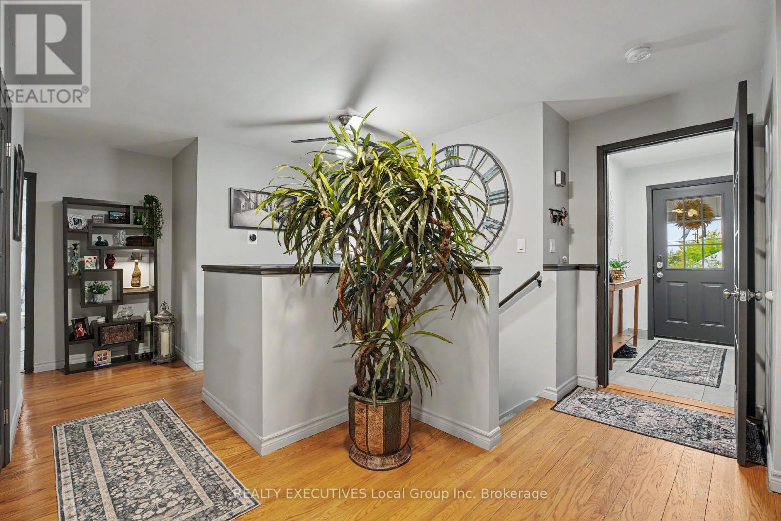 856 JANE STREET - Image 20