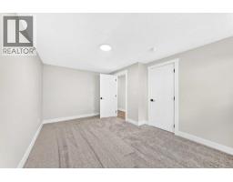 3320 60 Street Ne, Calgary, AB T1Y3S9 Photo 32