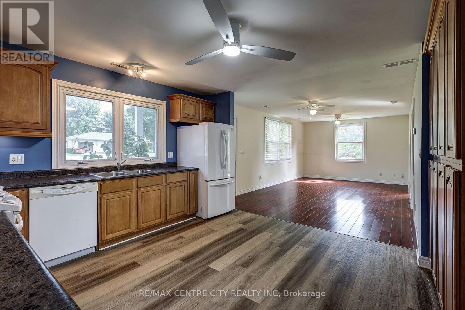 244 CURRIE ROAD - 16