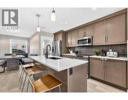 25 Masters Street SE - photo 9