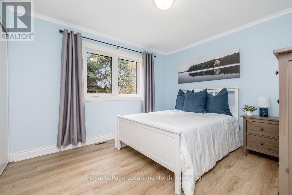 45 BUSH Crescent, Wasaga Beach photo 20