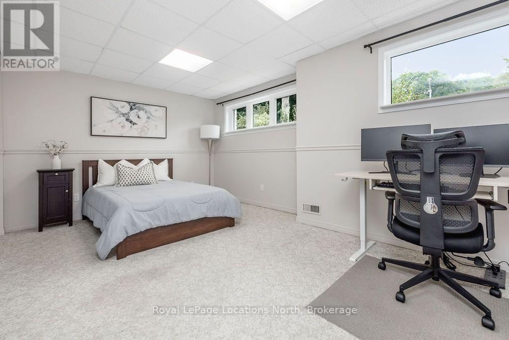 45 BUSH CRESCENT - 25