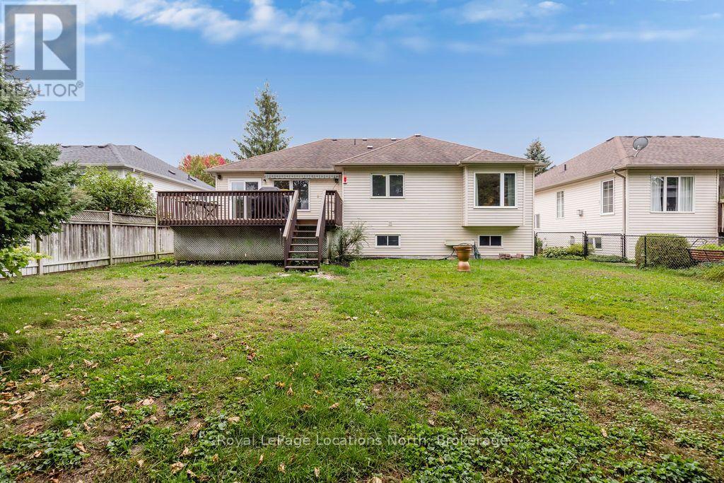 45 BUSH CRESCENT - 36
