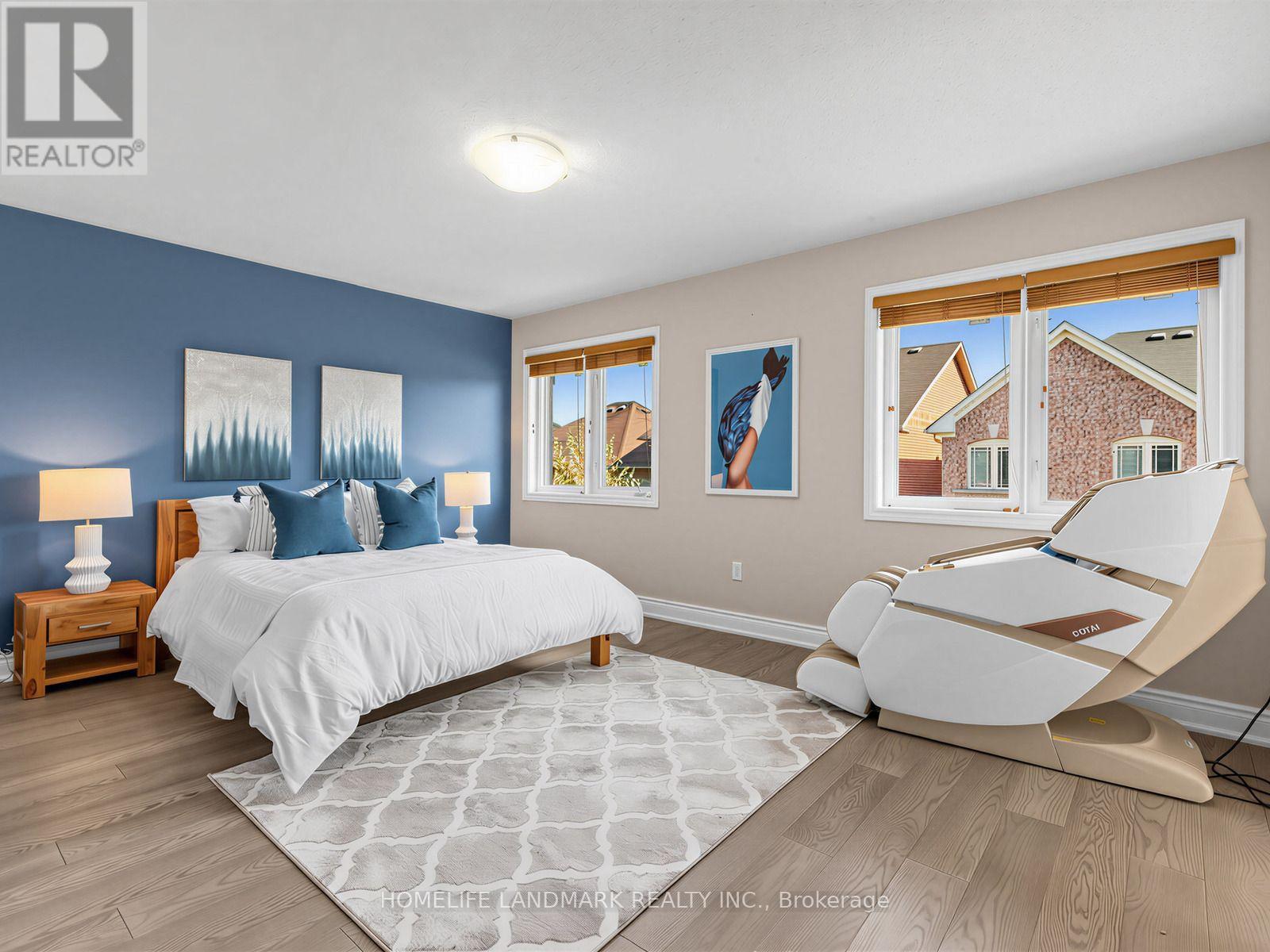 72 VANDERVOORT DRIVE - 19
